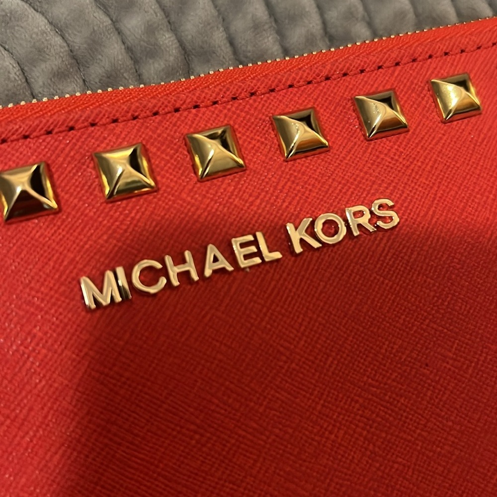 NWOT Michael Kors Red Studded Wristlet Clutch - Picture 5 of 14